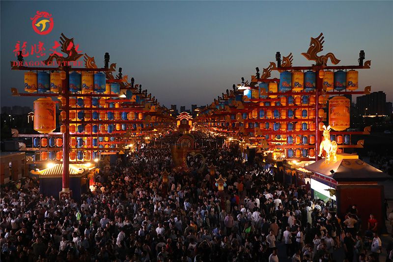 自贡灯会：璀璨灯光中的文化传承与商业机遇